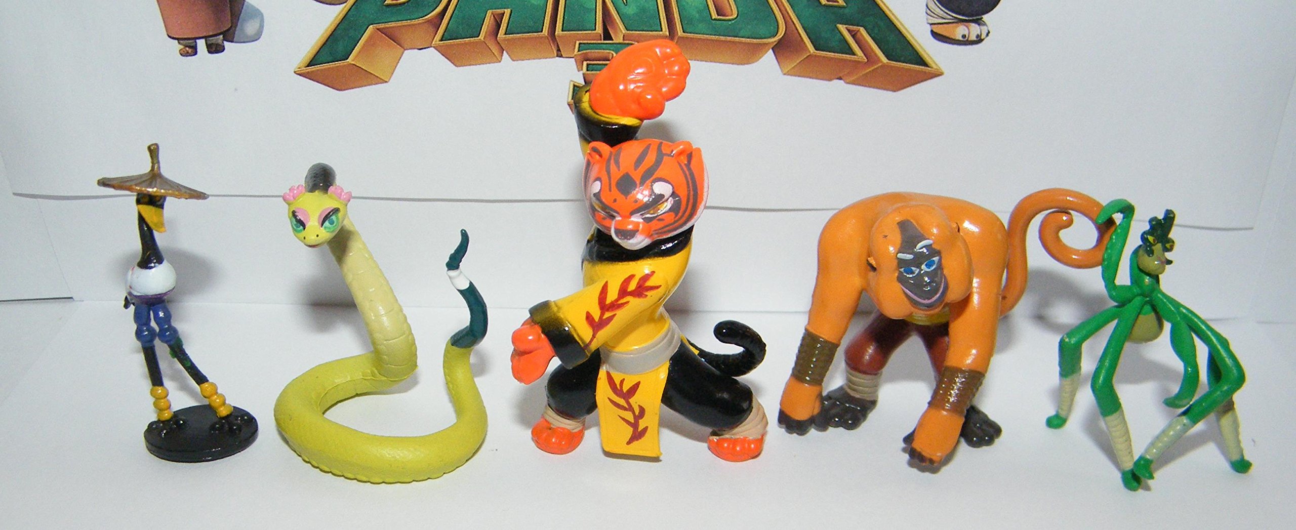 Kung Fu Panda 3 Movie Deluxe Figure Toy Set of 13 with Po, Master Shifu