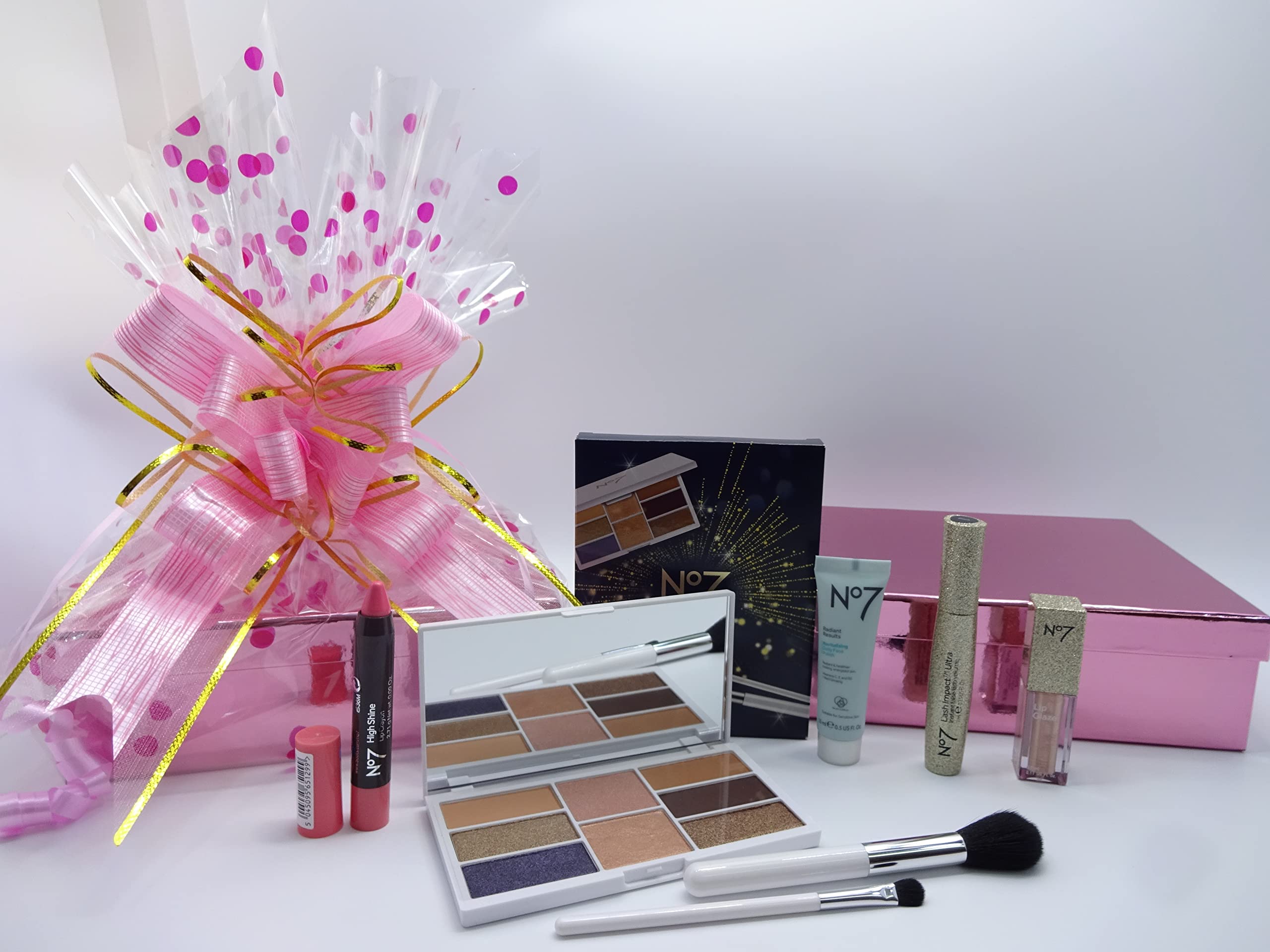 Boots No7 Luxury Shimmer Collection Gift Hamper