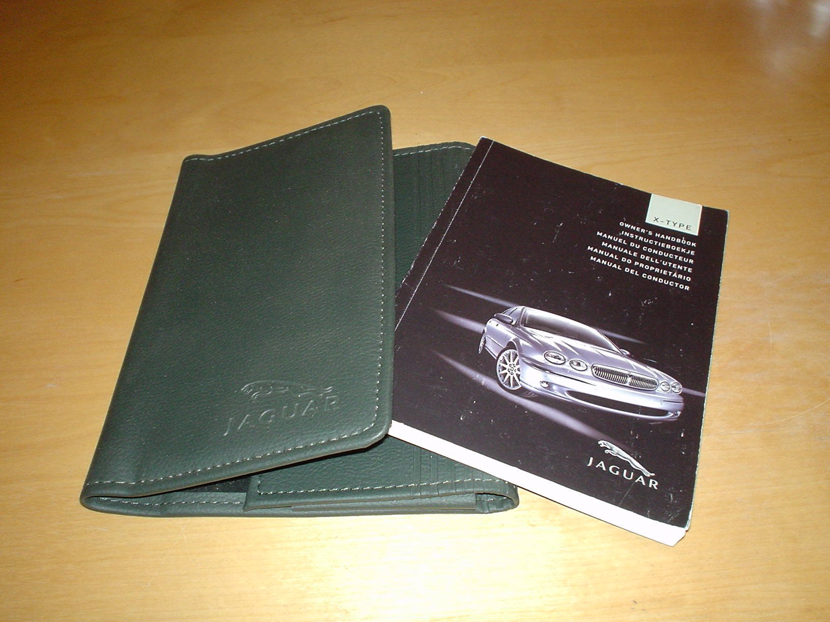 JAGUAR X-TYPE OWNERS MANUAL HANDBOOK c/w WALLET (2001 - 2009) SALOON &  ESTATE - 2.0, 2.5 & 3.0 LITRE PETROL ENGINES 2.0 L DIESEL - OWNER'S HAND  BOOK MANUAL ...