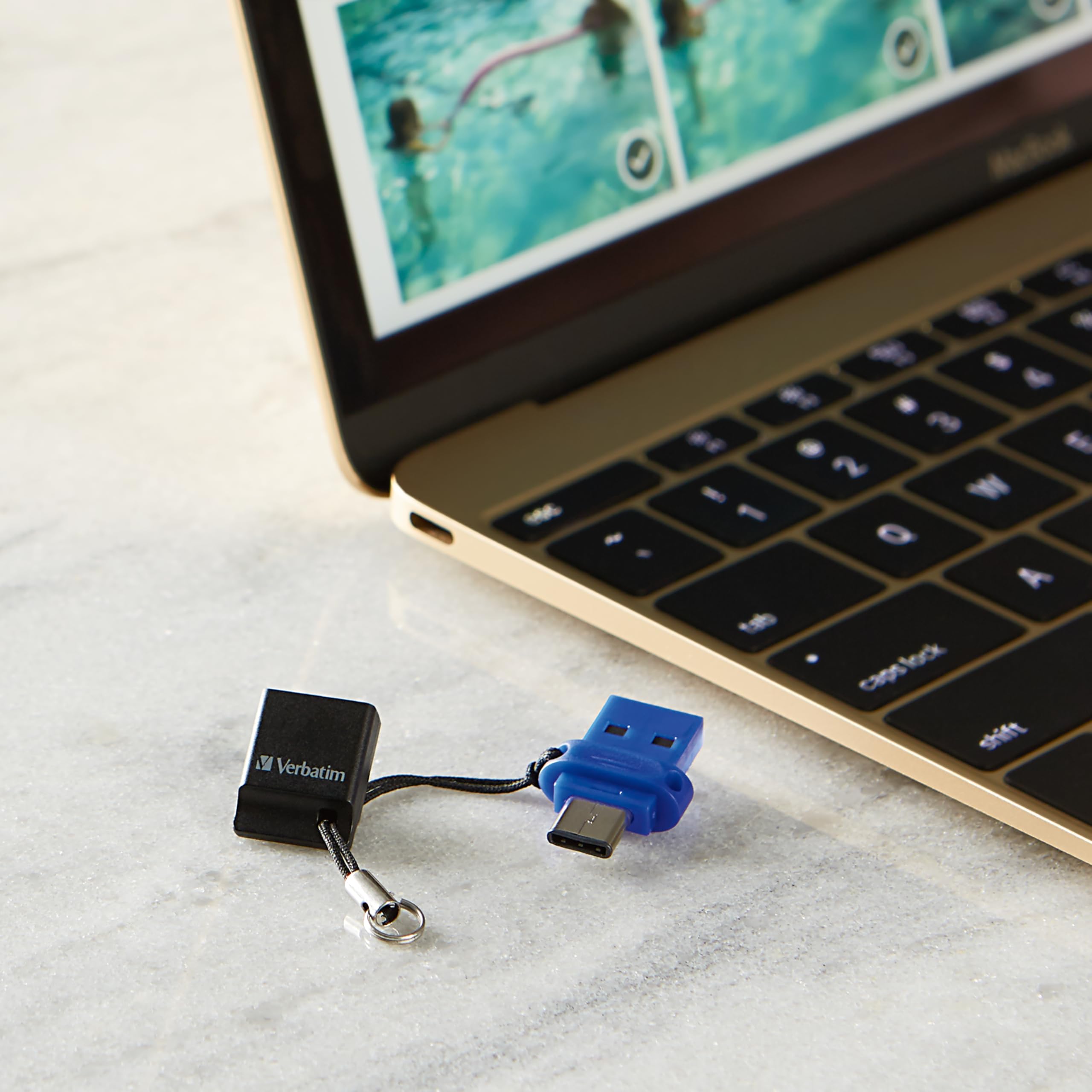 Verbatim 128GB Store ‘n’ Go Dual OTG USB 3.2 Gen 1 Flash Drive for USB-C Devices – 2 in 1 Type C Thumb Drive