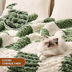 L'AGRATY Chunky Knit Blanket