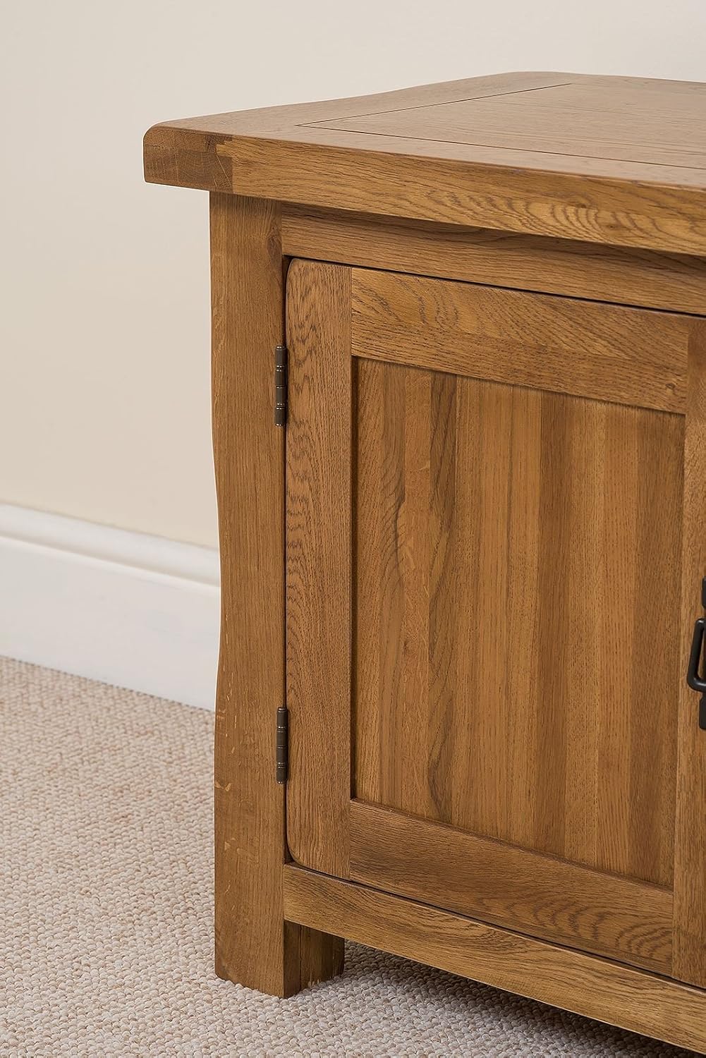 Cotswold Rustic Solid Oak Widescreen TV DVD Unit 145 W X 42 D X