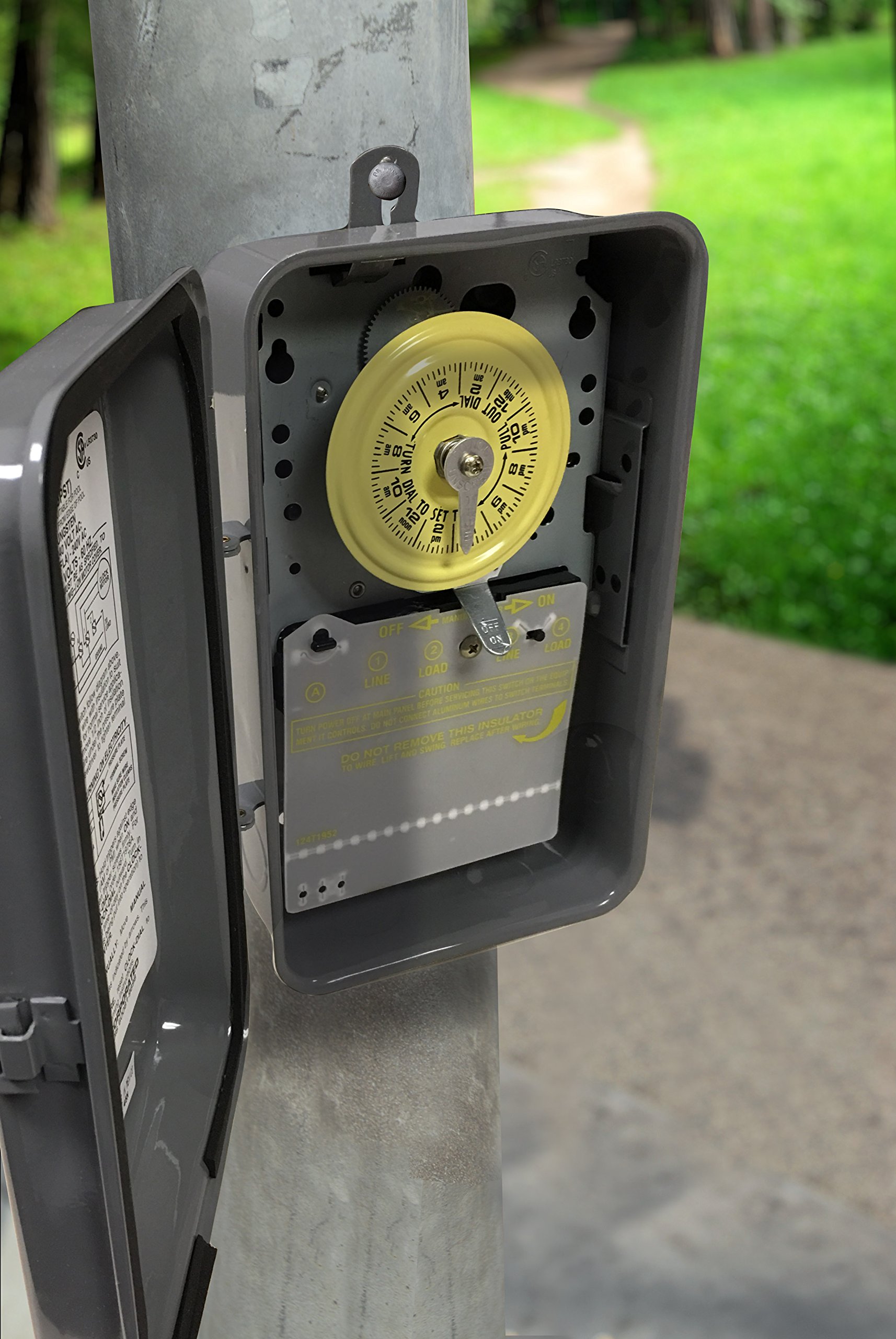 Intermatic T101R 120Volt SPST 24 Hour Mechanical Time Switch with