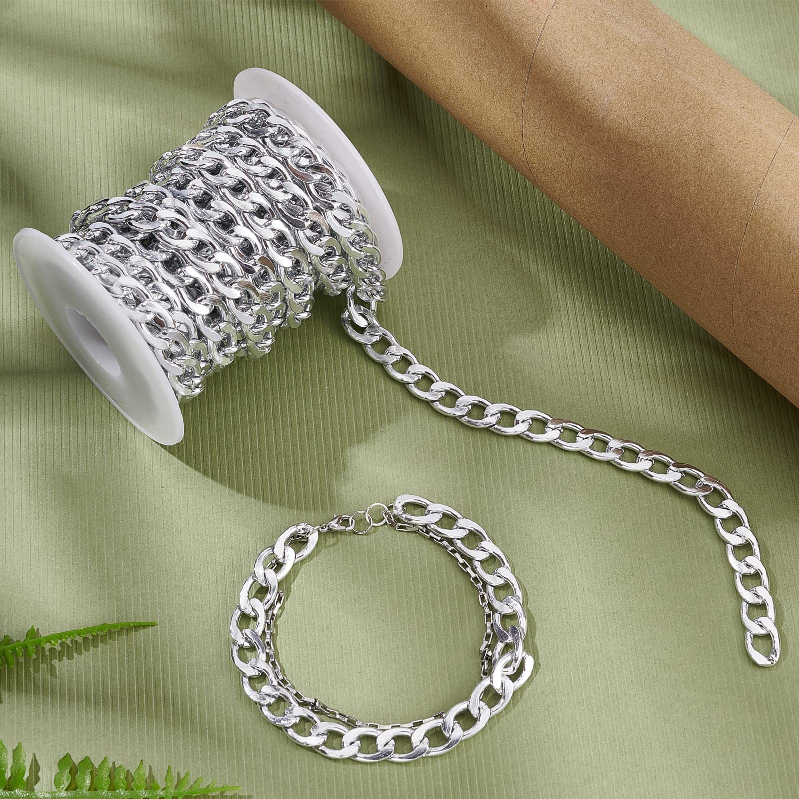CHGCRAFT 16.4 Feet Aluminium Curb Chains Smooth Surface Charm Unwelded Connector Chain with Spool Silver Color Chains for Necklace Jewelry Accessories DIY Making, 0.5x0.35x0.1inch