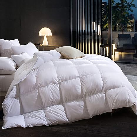 Amazon Com Goose Down Comforter Queen Size Duvet Insert All Seasons Down Comforter 100 Cotton Fabric Cover Filled 55oz High Fill Power Hypoallergenic Durable Kitchen Dining