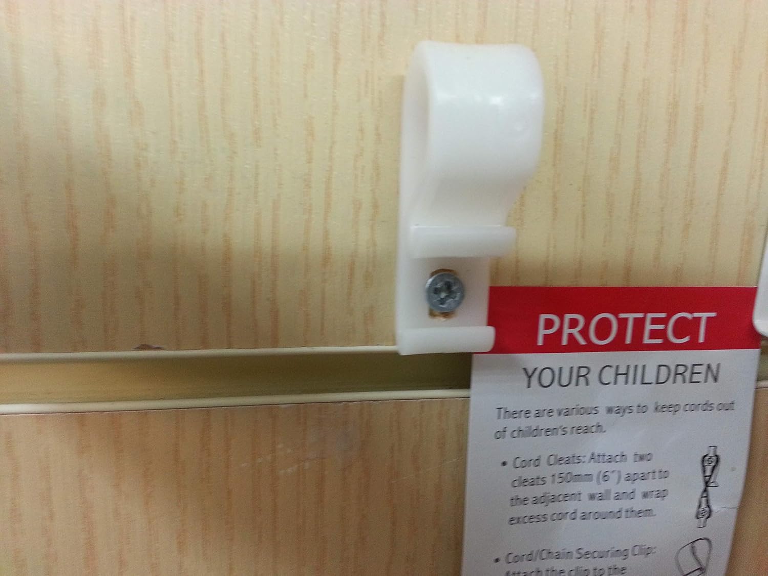 Child Safety Roller Or Roman Blind Or Curtains Chain P Clip White