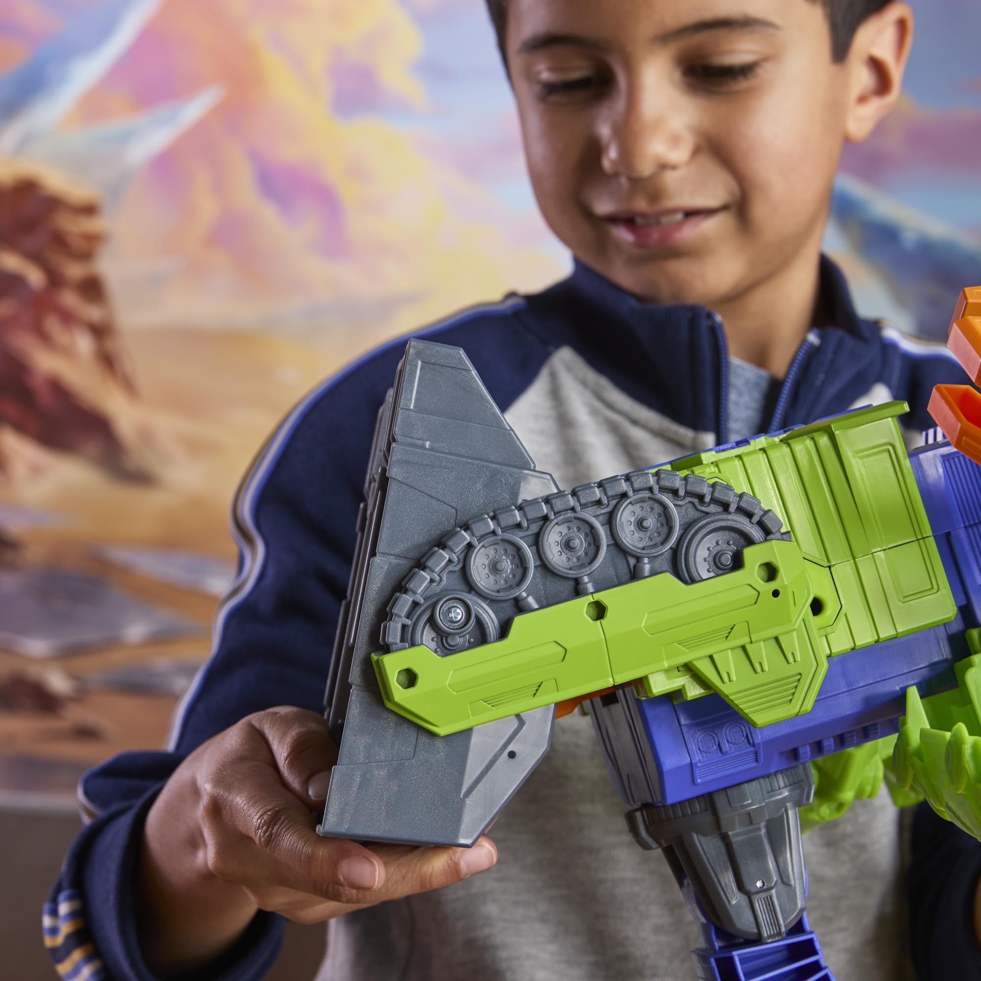 Transformers CYBERWORLD Scorponok Strike Battle Set, Converting Action Figure Playset with Lights and Sounds, Robot Toys for Boys and Girls 6 and Up