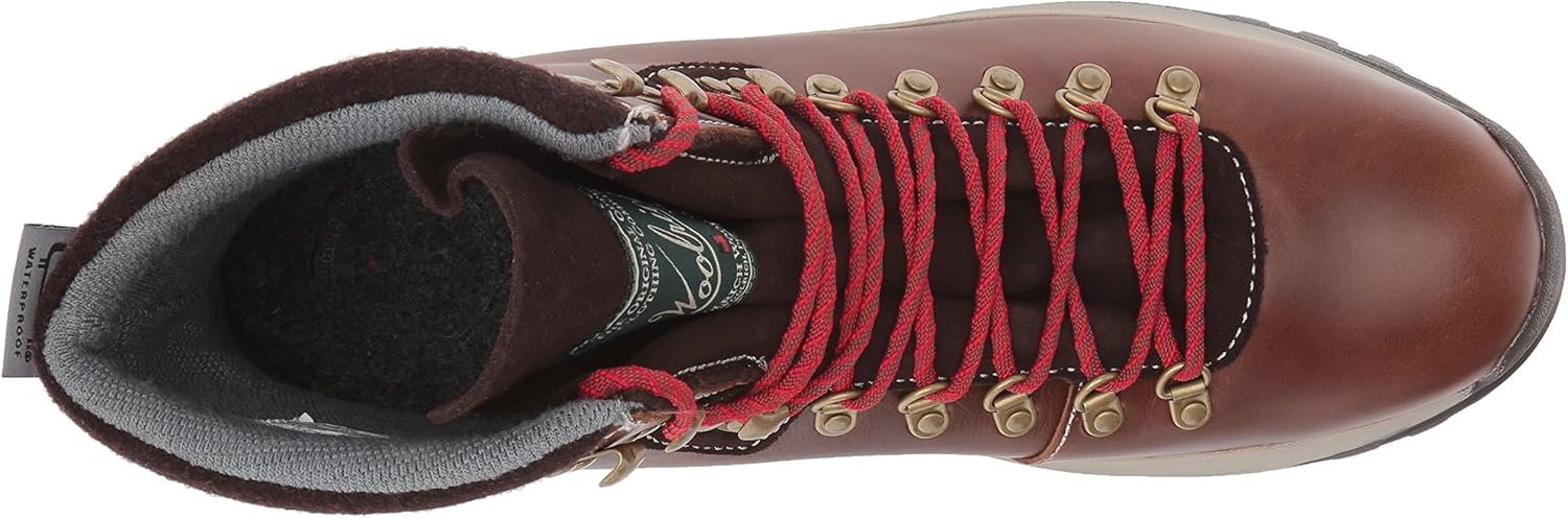 woolrich trail stomper