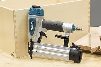 Makita AF505N featured image 6