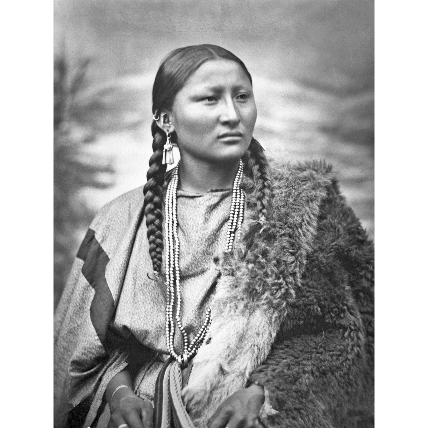 Native American Arapaho Pretty Nose 1879 Photo Premium Wall Art Canvas Print 18X24 Inch