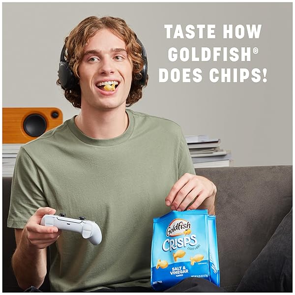 GOLDFISH CRISPS SALT & VINEGAR FLAVORED BAKED CHIP CRACKER SNACKS, 6.25 OZ BAG