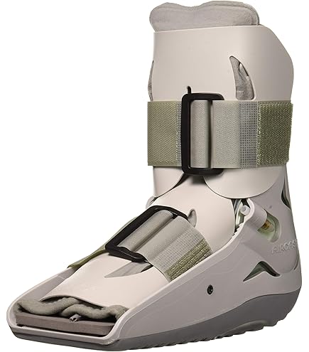 AIRCAST―MEDIUM Aircast AirSelect Standard Walker Brace / Walking Boot