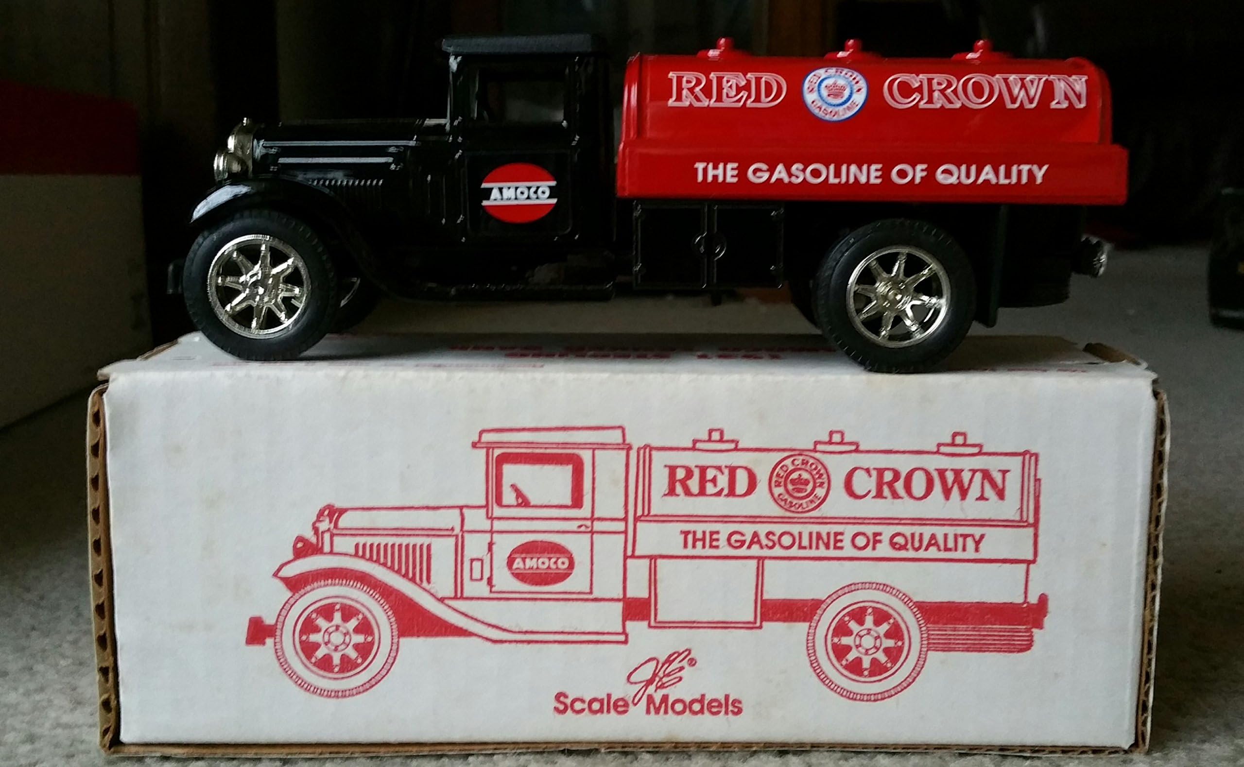 Scale Models Red Crown Amoco Gasoline 1931 Sterling Truck Bank Mint In Box