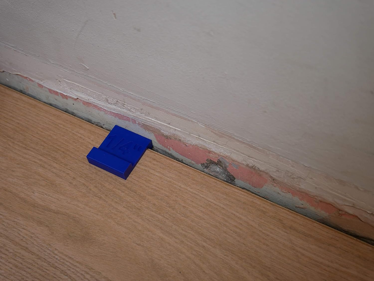 Laminate Flooring Expansion Spacer Dual 1/4″1/2″ spacing 12 Pack