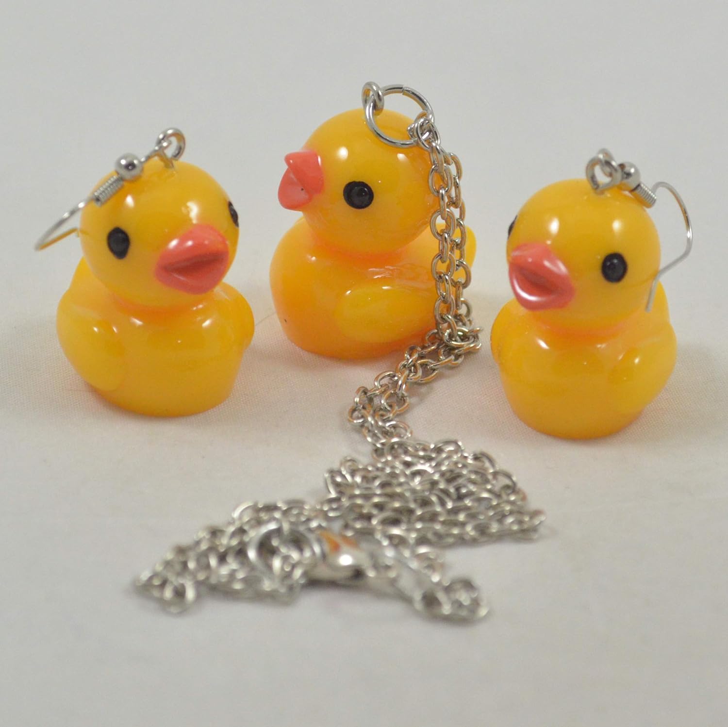 extra large rubber duck