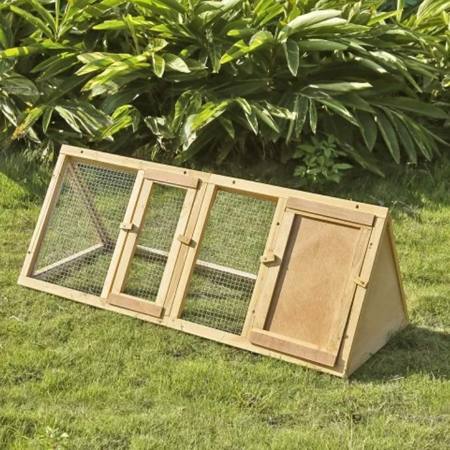 garden mile® Large Wooden Predator Proof Triangular Shaped Rabbit Hutch