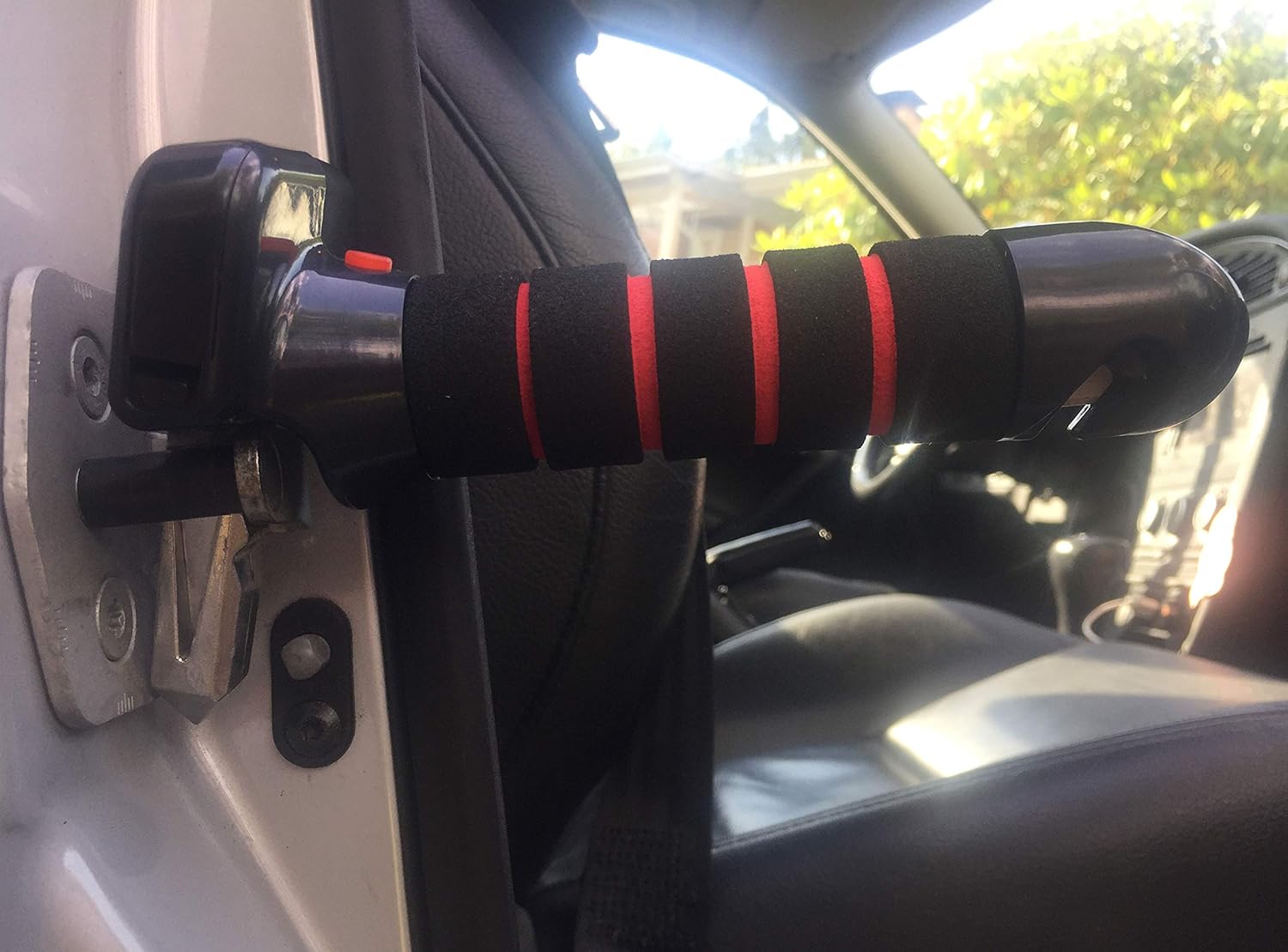 Car Handle with Car Assist Door Handle Grip Strap, Glass Breaker and Belt Cutter- for Elderly and Disabled: Health & Personal Care