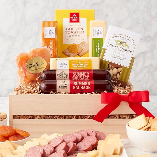 CALIFORNIA DELICIOUS MEAT AND CHEESE GIFT CRATE, 7...