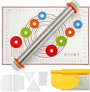 Adjustable Rolling Pin with Thickness Rings Measurement Pastry Mat Set, 2-IN-1 Bench Scraper Pizza Cutter Flexible Plastic Dough Scraper, Cake Smoother Set for Baking Cookie Chapati Fondant Pie Crust