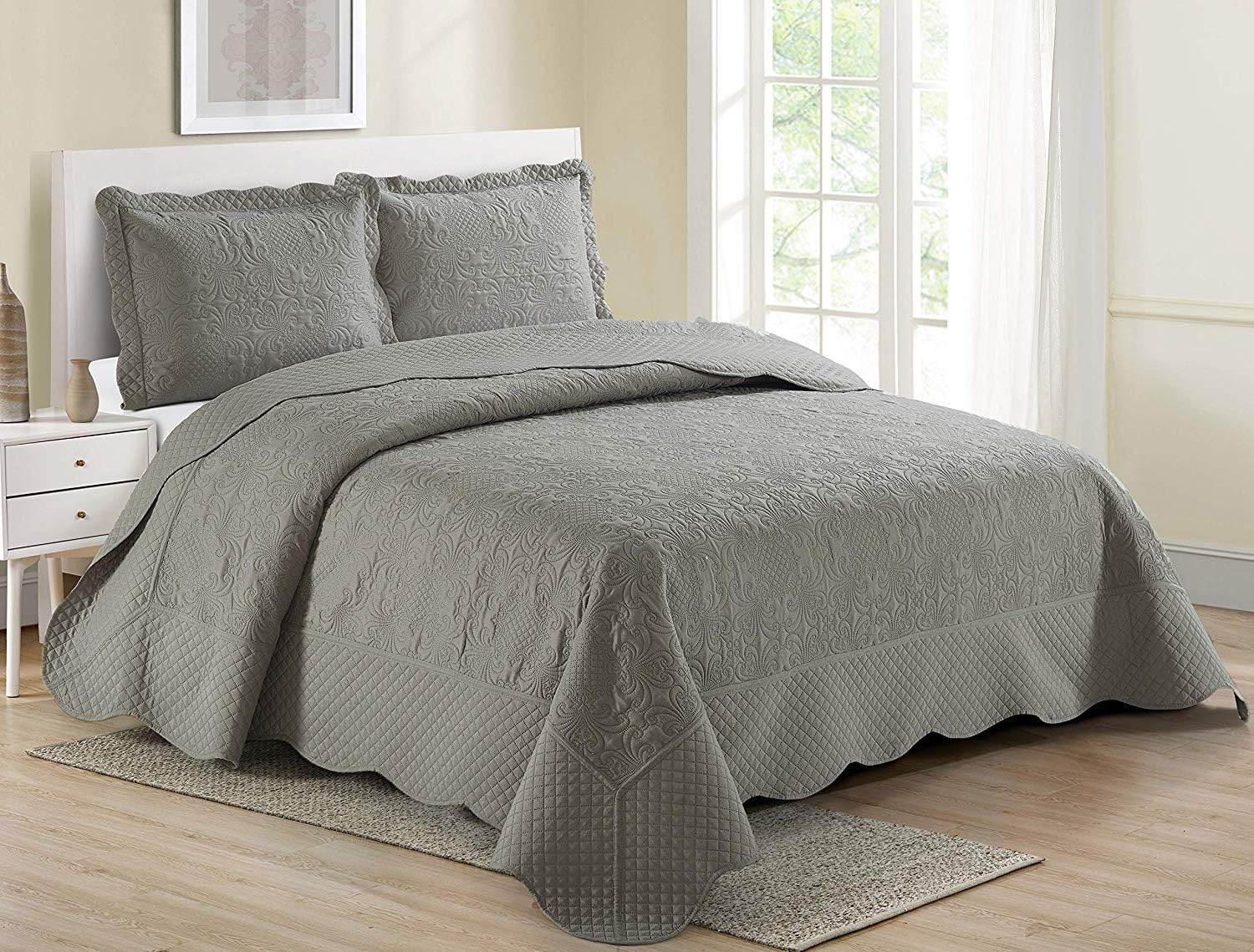 Better Home Style 3 Piece Luxury Ultrasonic Embossed Solid Quilt Coverlet Bedspread Oversized Bed Cover Set # Veronica (King/Cal-King, Grey)