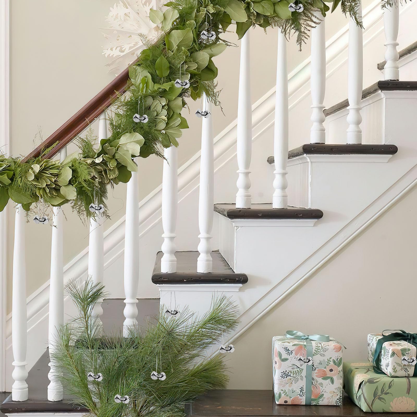 MCPINKY 170PCS Jingle Bells, Mini Bells for Crafting, for Gift Decorations, DIY Gift Bags, 0.5 Inch, Silver