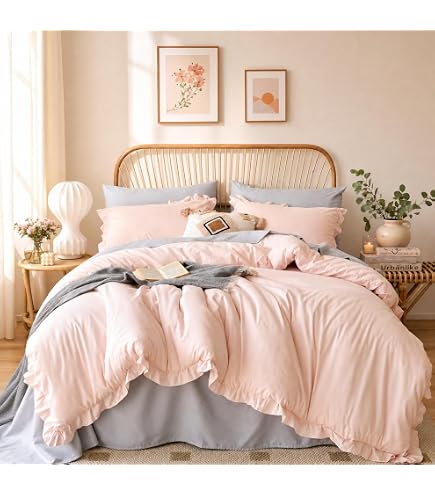 Amazon.com: Mizone Lia Cozy Comforter Set - Polka Dots with Ruffle