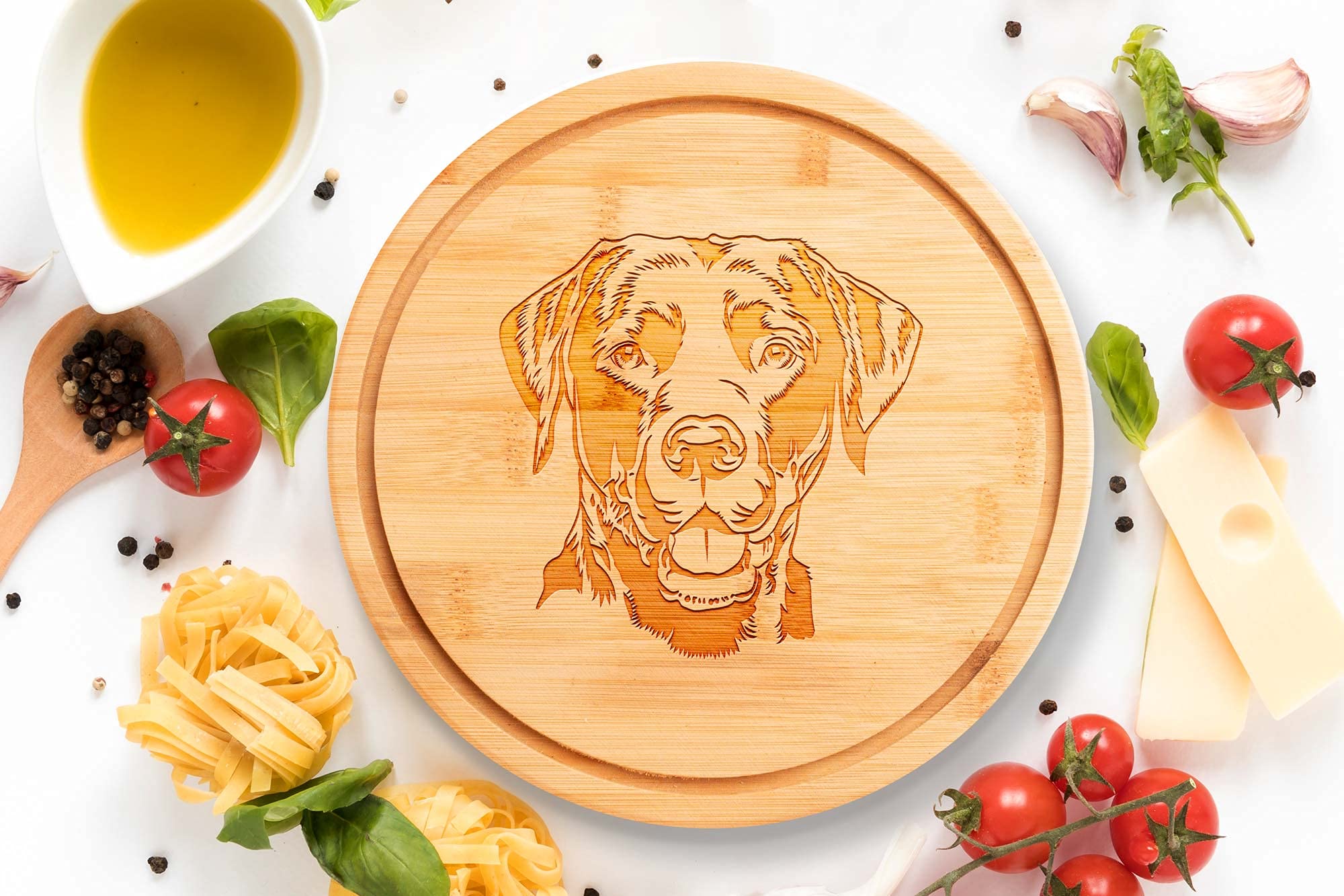 Labrador Retriever Portrait Round Hardwood Chopping Board Various Sizes (30cm)