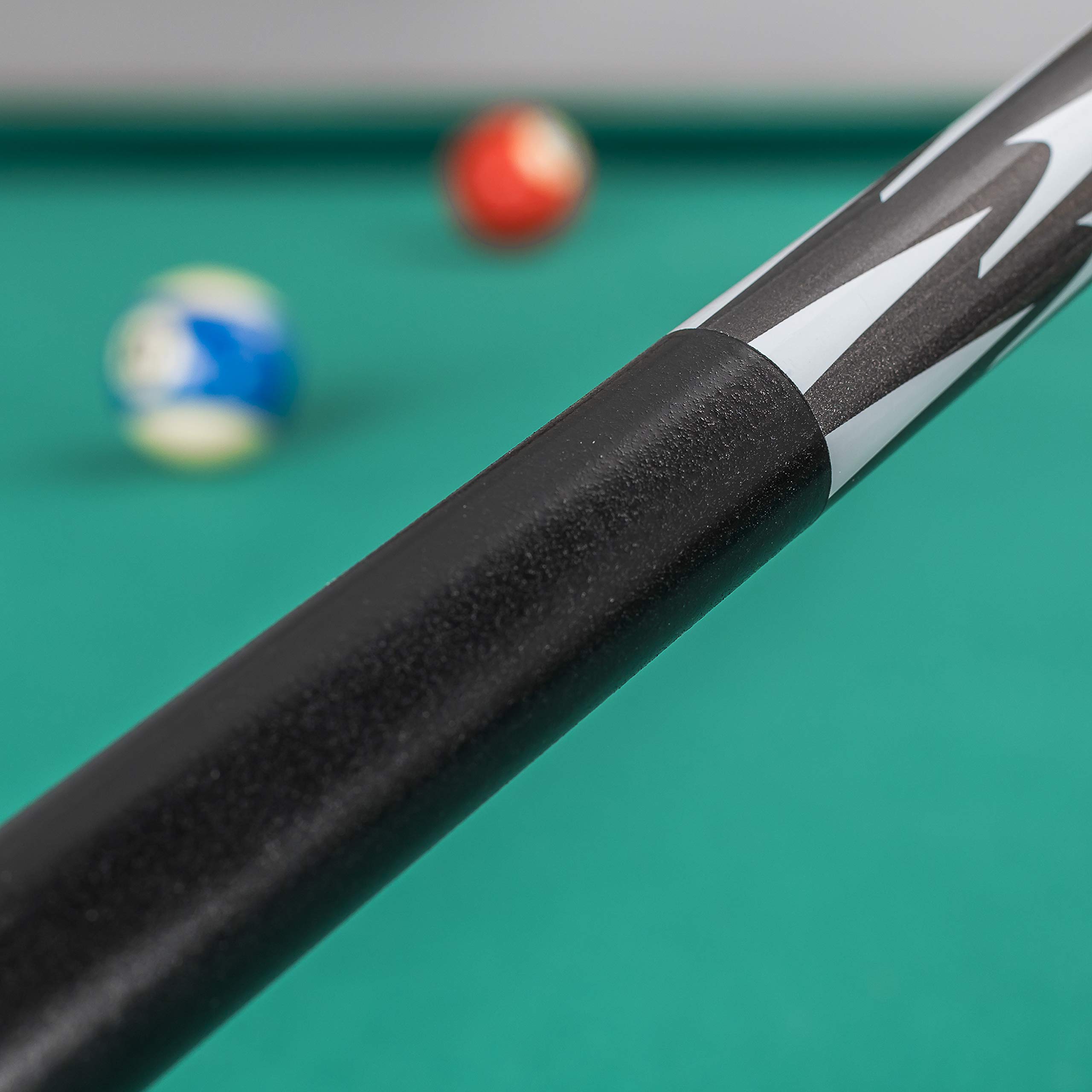 EastPoint Sports Composite Billiard Pool Cue 58 Inch Features