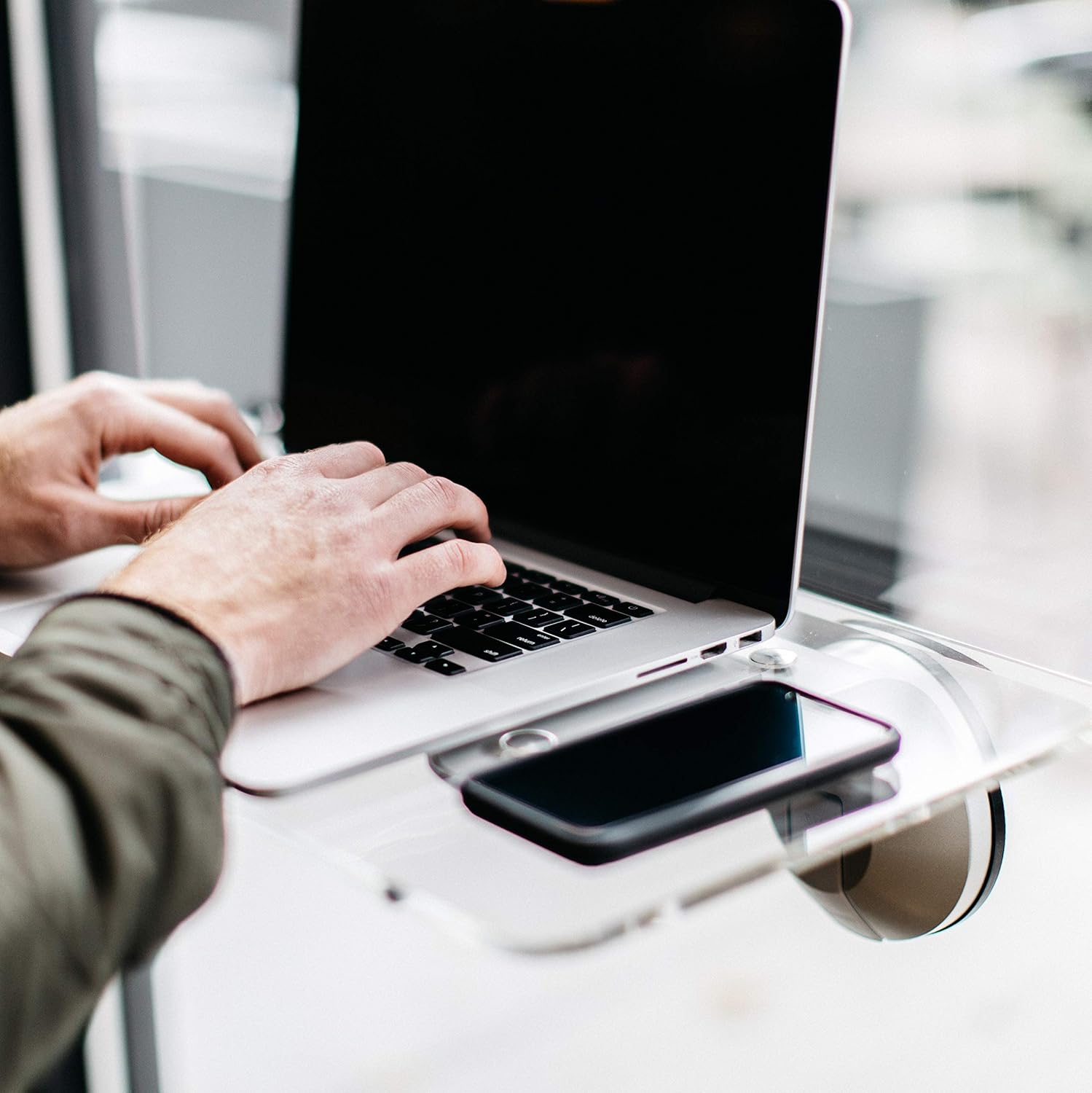 DeskView Portable Standing Desk, Height Adjustable, Window-Mounted Standing Desk/Laptop Desk/Laptop Stand / 10 Second Tool-Free Install - Polished Clear Acrylic