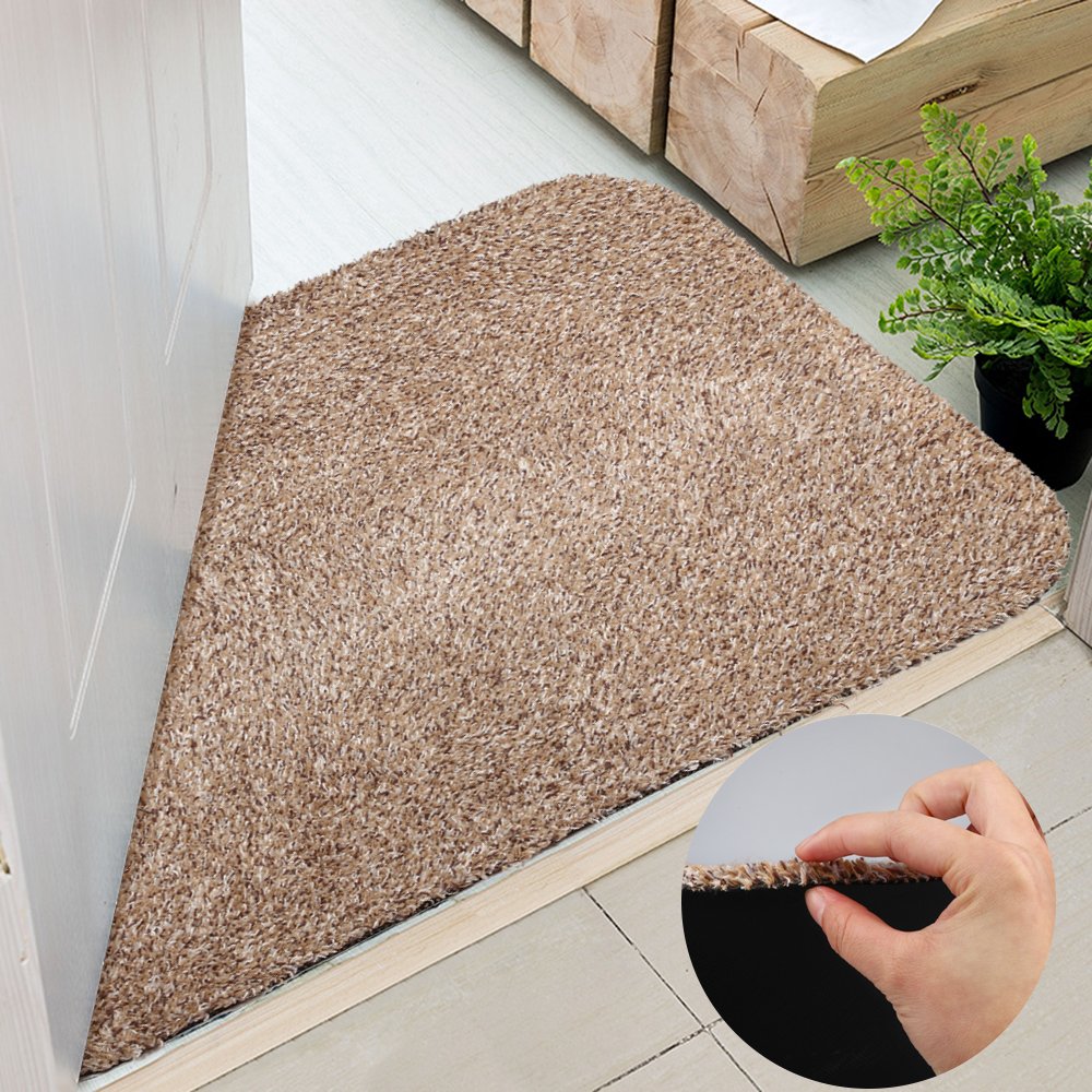 Indoor Outdoor Doormat Non Slip Door Mats Super Absorbent Entrance Rug Carpet with Brush by Yblntek