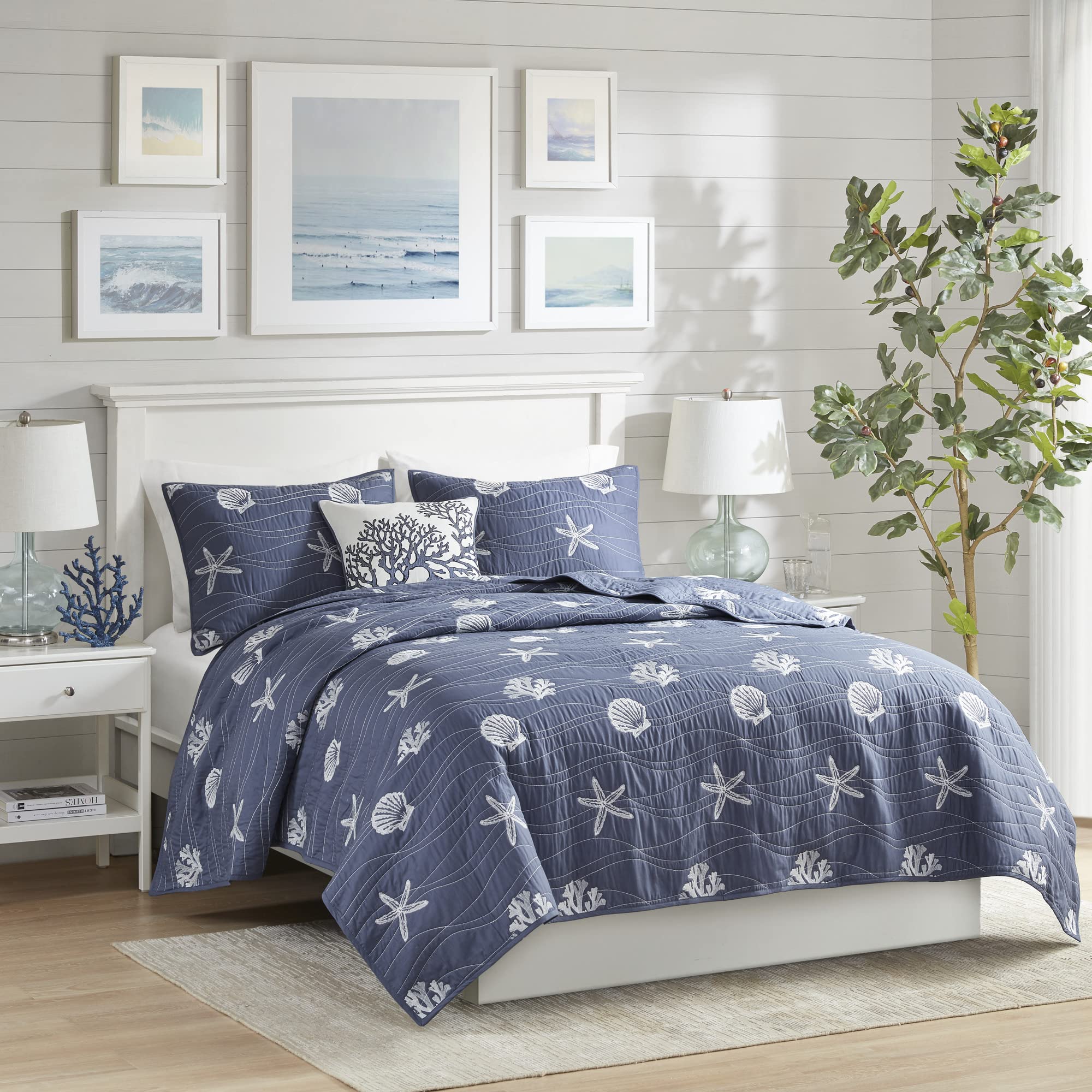 Harbor House Seaside Reversible Cotton Quilt Set Coastal Clam, Starfish, Coral Embroidery, All Season, Pre-Washed Coverlet Bedding Layer, Decorative Pillow, King/Cal King(108"x90") Navy 4 Piece Image
