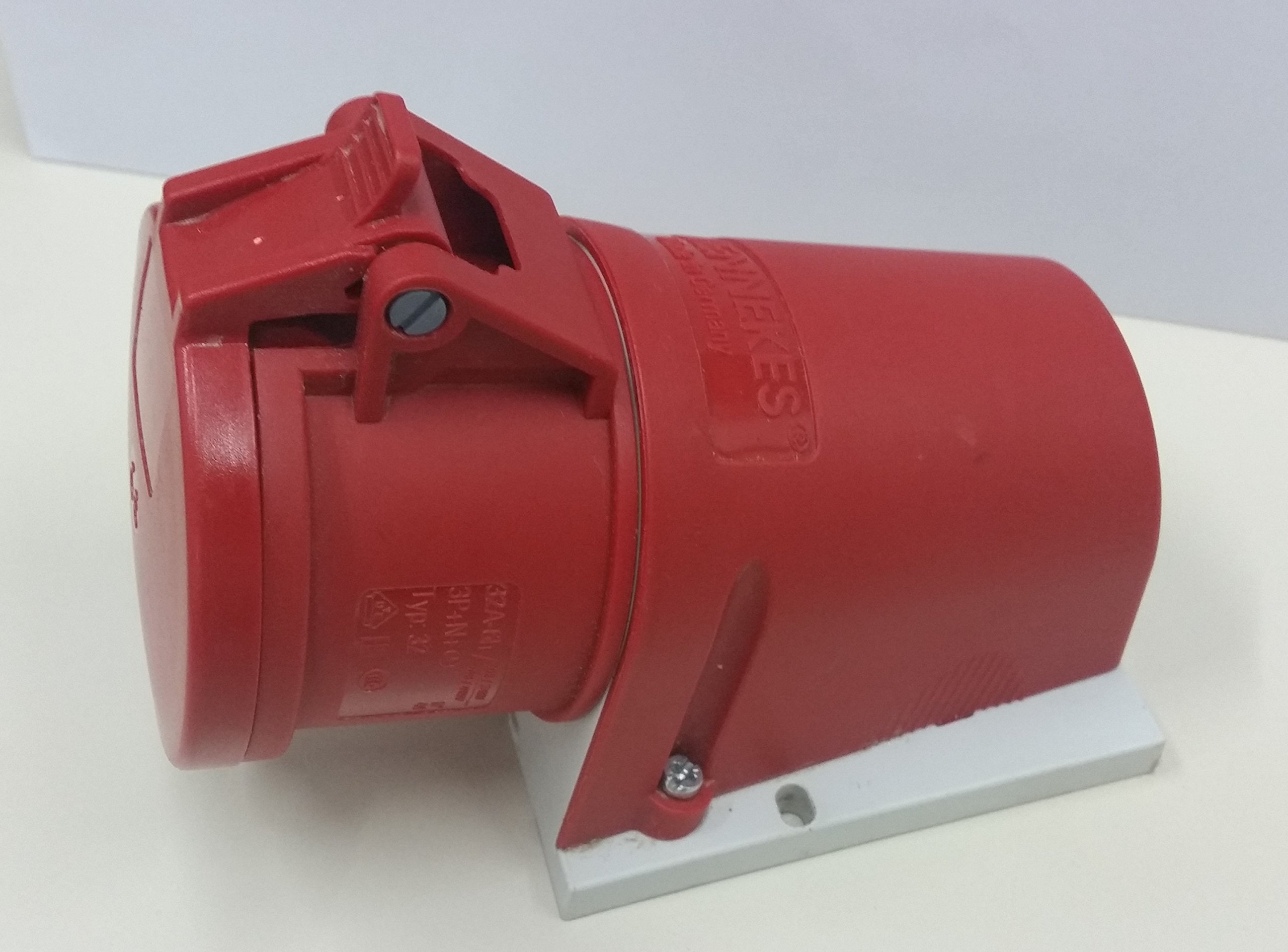 MENNEKES CEE Socket, Plastic, Red, 1, 300