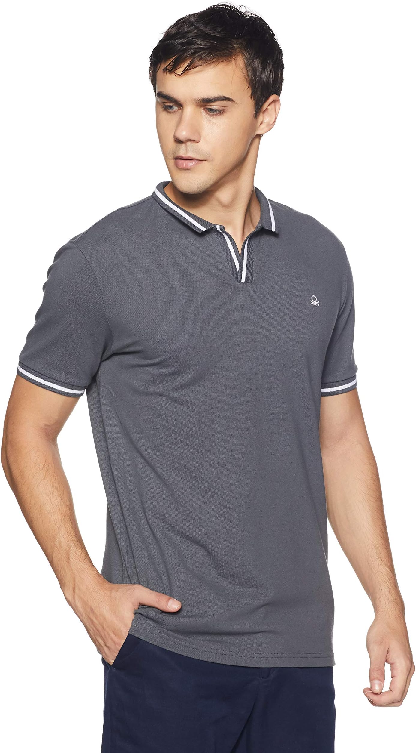 United Colors of Benetton Men's Solid Regular Fit Polo