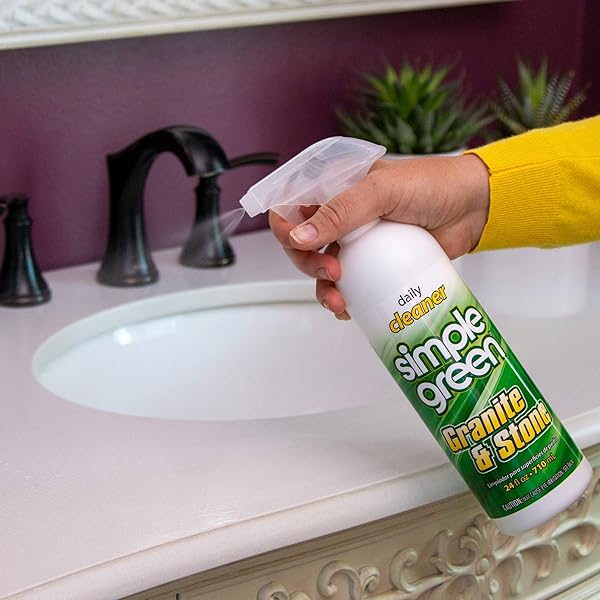 SIMPLE GREEN GRANITE AND STONE CLEANER – DAILY USE – 710ML – 03024