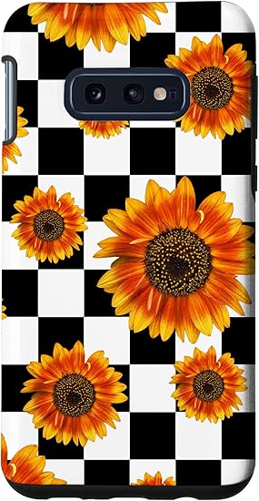 checkerboard with sunflowers