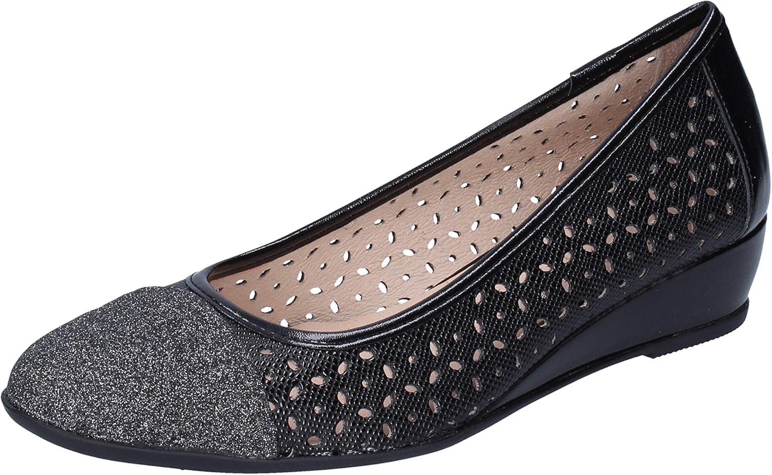 stonefly shoes price