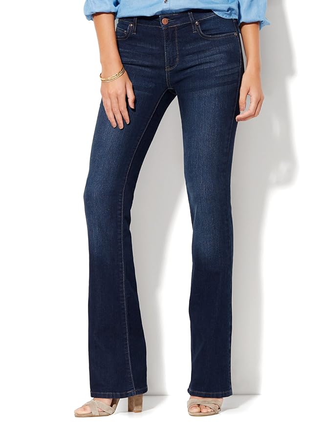 chic and curvy jeans