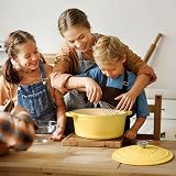 Overmont Enamelled Cast Iron Round Casserole Dish 5.2L Goose Yellow view 8