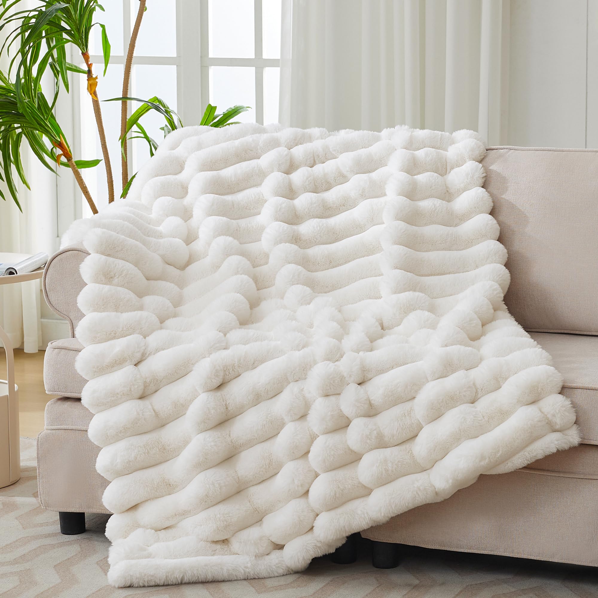 Photo 1 of VFROO Faux Fur Twin Blanket for Couch,Cozy Soft Plush Thick Striped Luxury Blanket for Sofa Living Room Bedroom,60 * 80 Inches, White