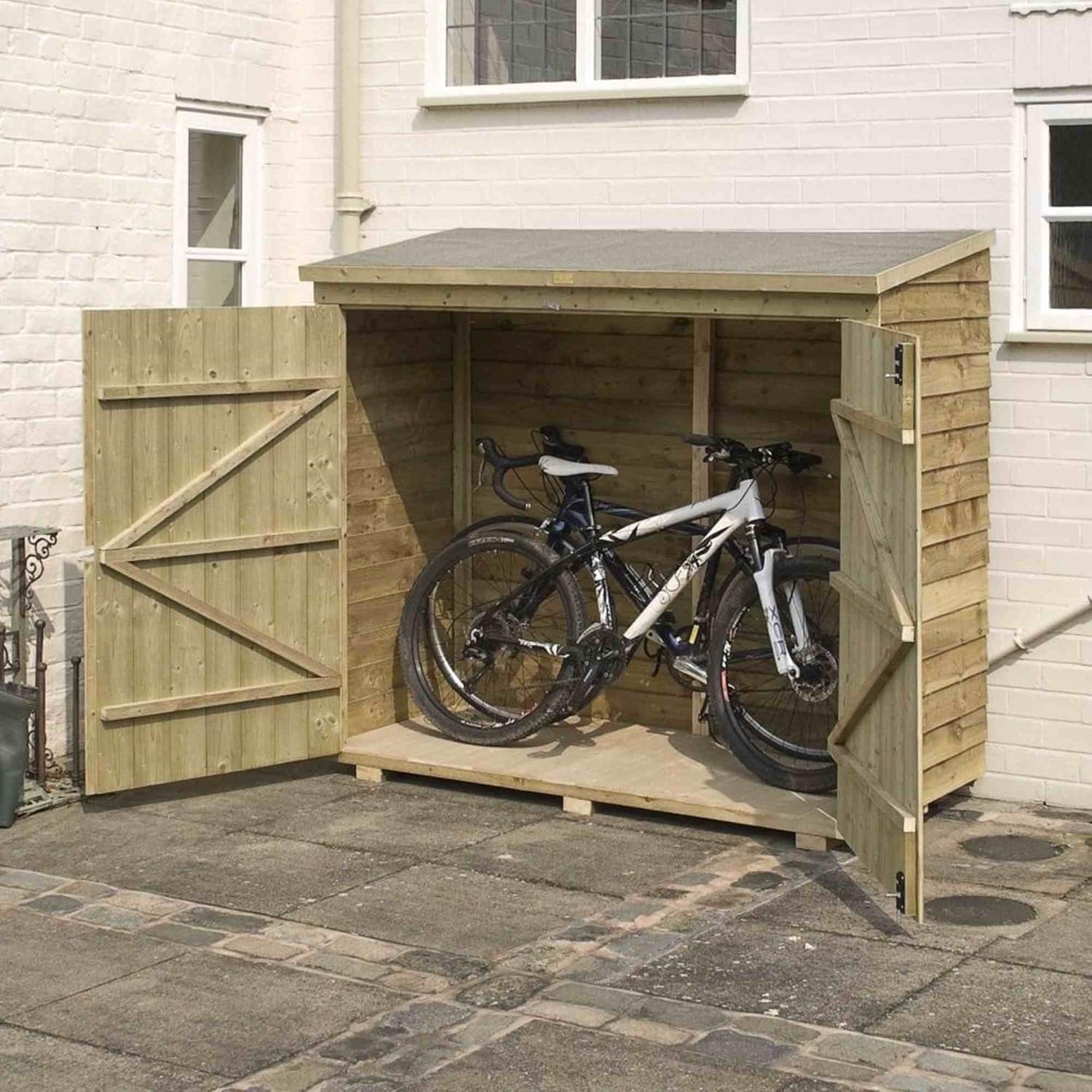 lockable bike store