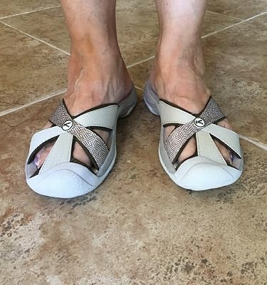 Buy KEEN Women's Bali Sandals Online at Lowest Price in Ubuy Saint Helena,  Ascension and Tristan da Cunha. B01IG235MI