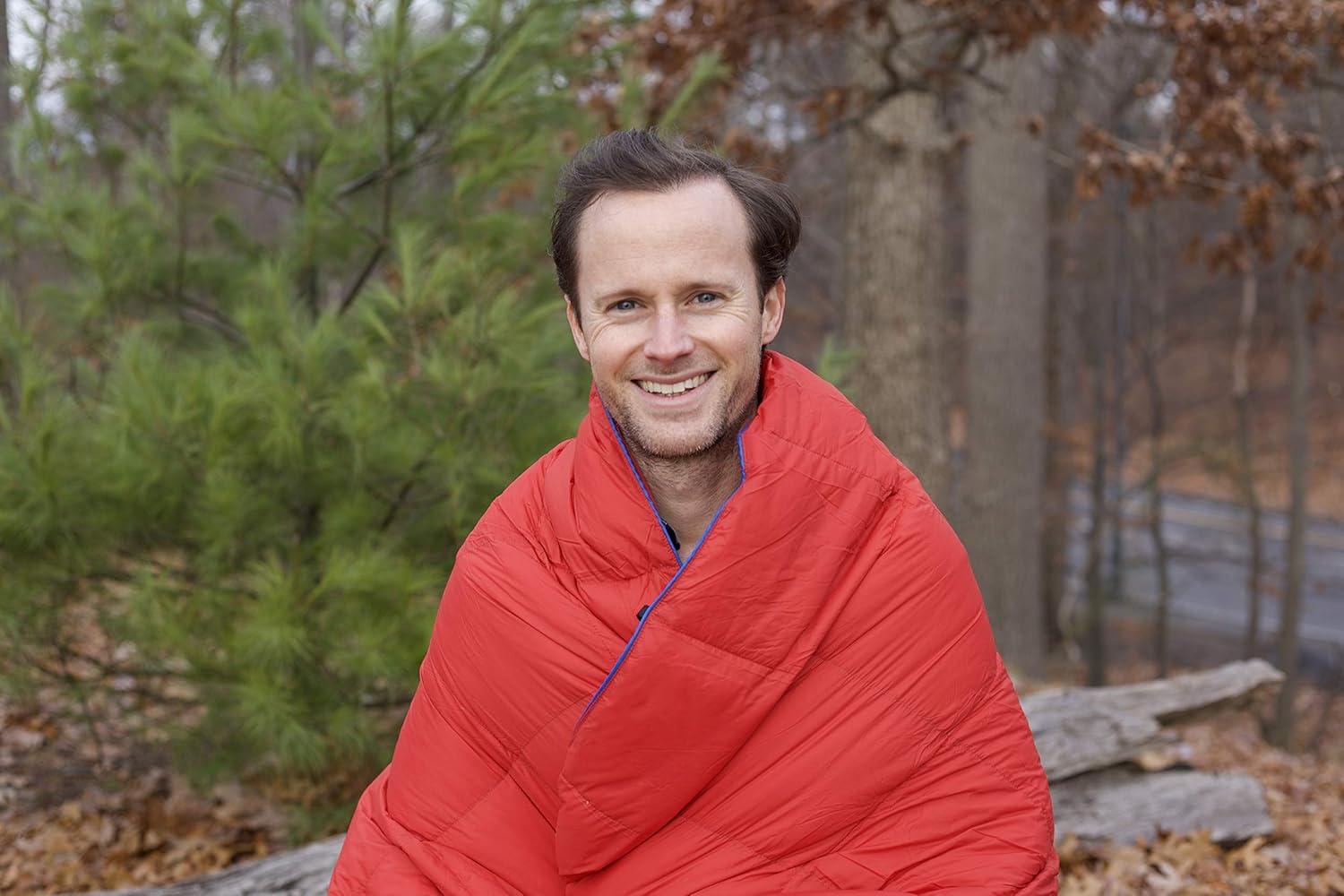 Hiker Hunger Outfitters | Extra Large Double Insulated Outdoor Camping Blanket | Easy to Pack, Waterproof, Durable, Lightweight & Warm | Best for Hiking, Backpacking, Stadium Events, Picnic Use | RED: Kitchen & Dining