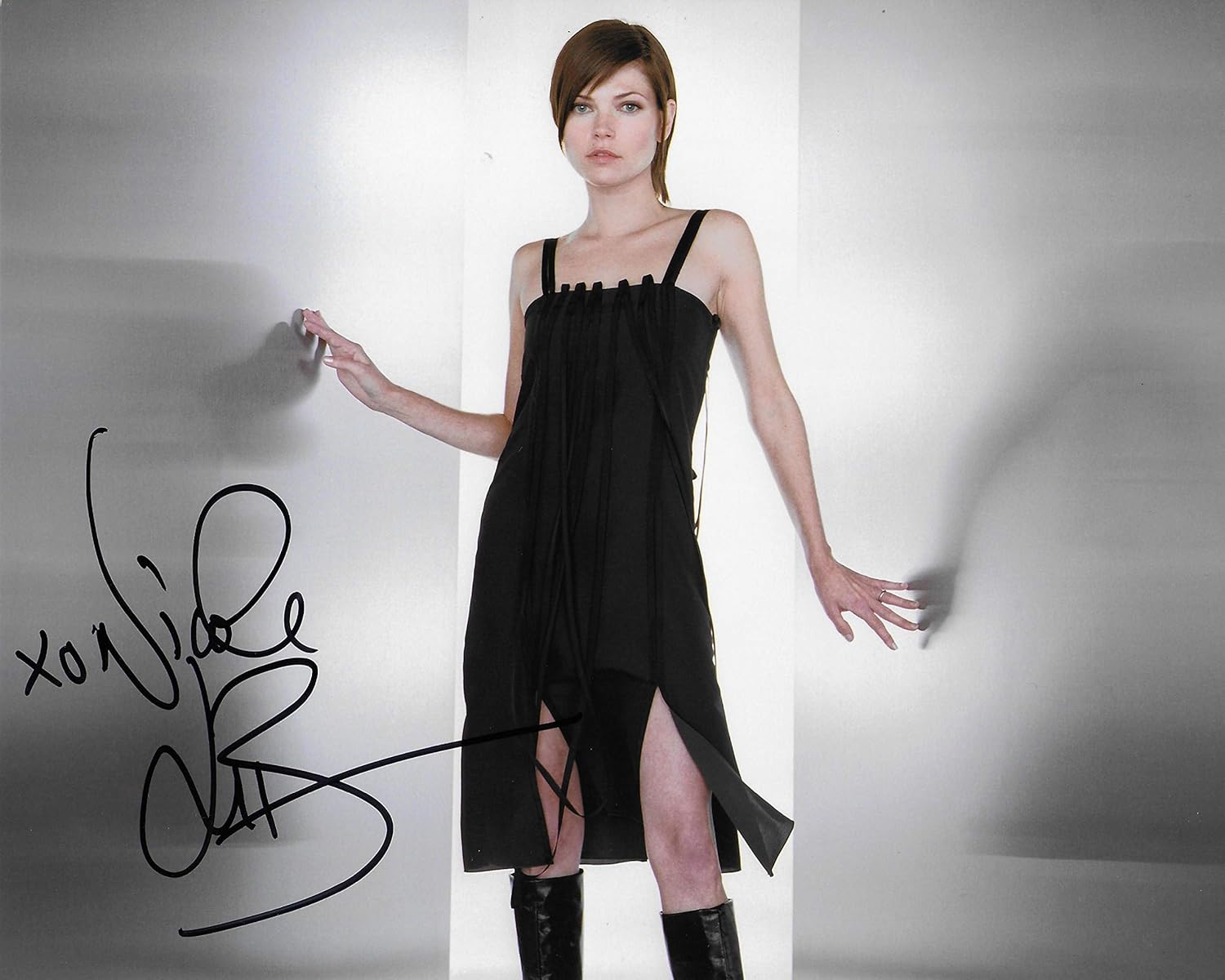 Nicole DeBoer Original Autographed 8X10 Photo #4 at Amazon’s