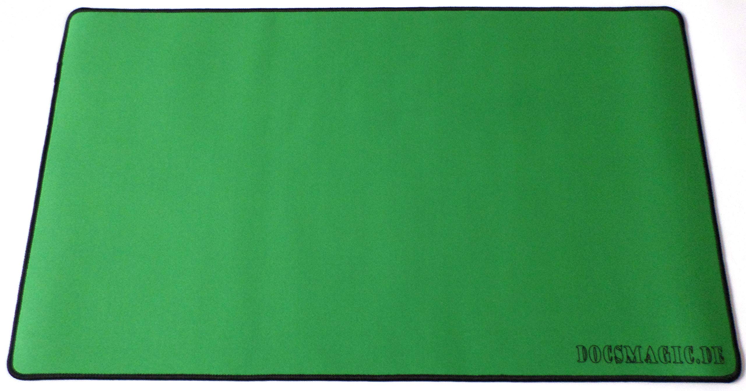 docsmagic.de Premium Playmat Green - 60 x 34 cm Stitched 3mm