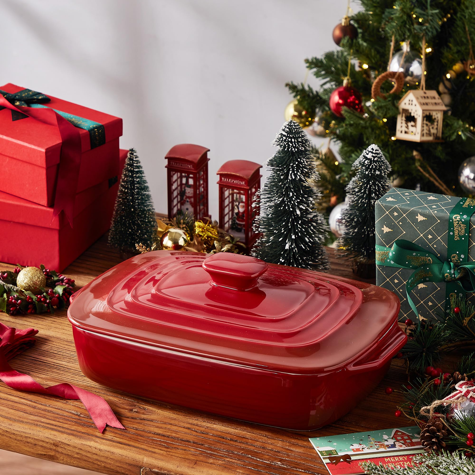 Lareina Large Ceramic Casserole Dish with Lid, 4.0 Quart Covered Rectangular Stoneware Baking Dishes for Oven, Deep 9x13 Inch Lasagna Pans for Baking and Serving, Perfect for Christmas gifts, Red