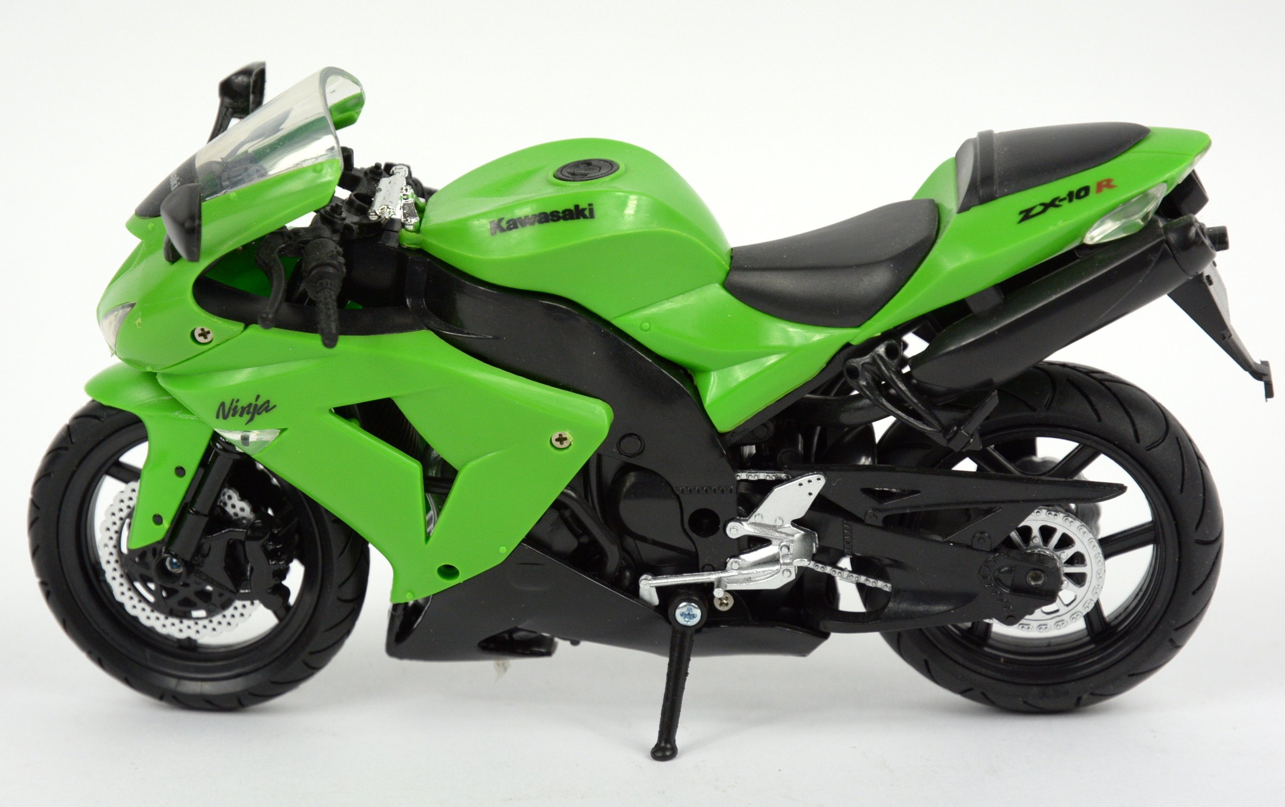 kawasaki diecast motorcycles