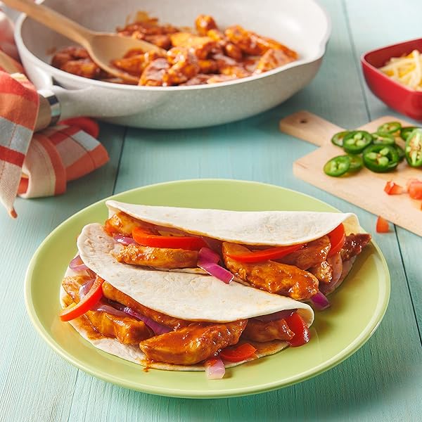 OLD EL PASO SOFT TACO DINNER KIT WITH FLOUR TORTILLAS, MILD TACO SAUCE, AND SEASONING MIX, EASY MEAL PREP, 10 CT, 12.5 OZ