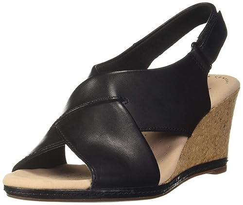 clarks women's leather fashion sandals