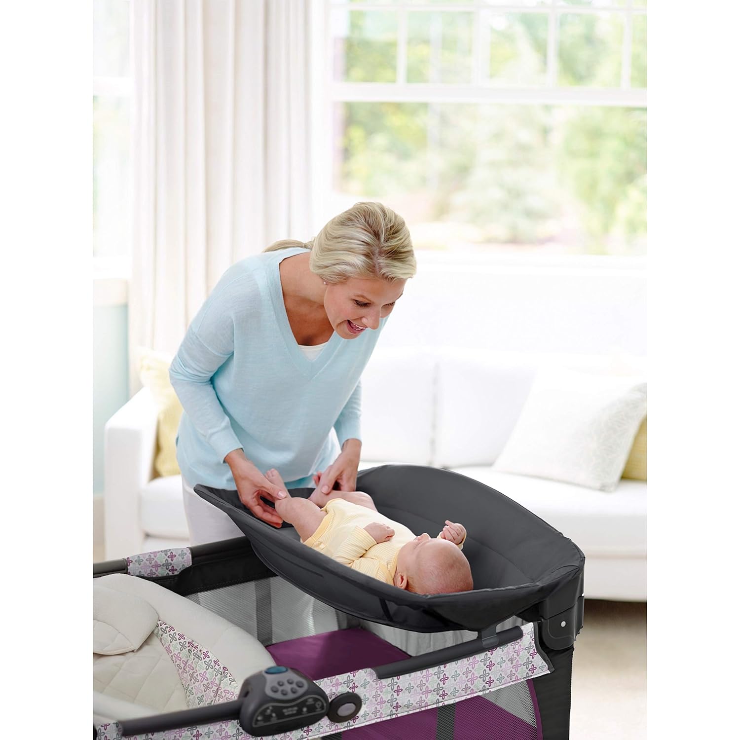 graco pack n play playard with newborn napper dlx nyssa