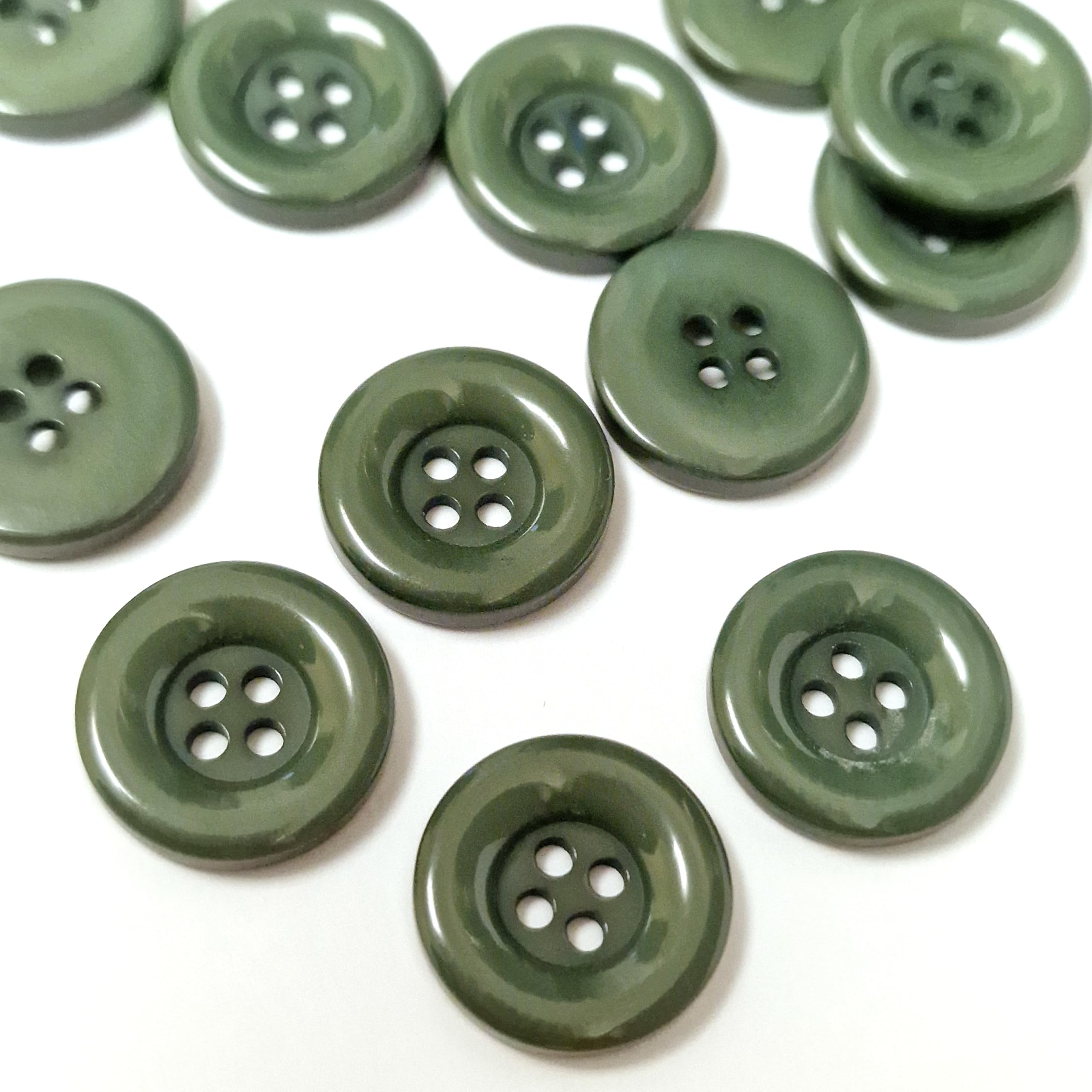 MajorCrafts® 48pcs 15mm Thick Edge 4 Holes Round Resin Sewing Buttons Arts and Crafts Embellishments (Olive Green)